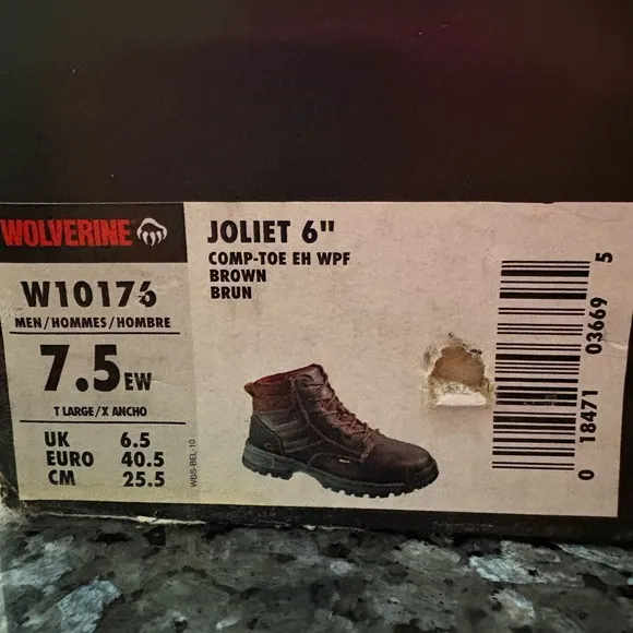 Men’s size 7.5 Joliet 6” waterproof boots. Wolverines steel toe.