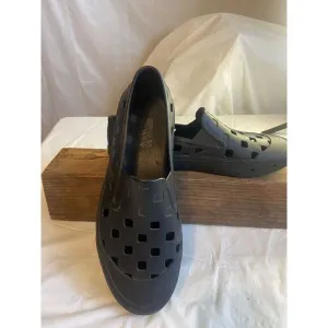 Men's Vans Trek Slip-On Black Plastic Shoes-Size 9-The Activewear/Water Shoe‎