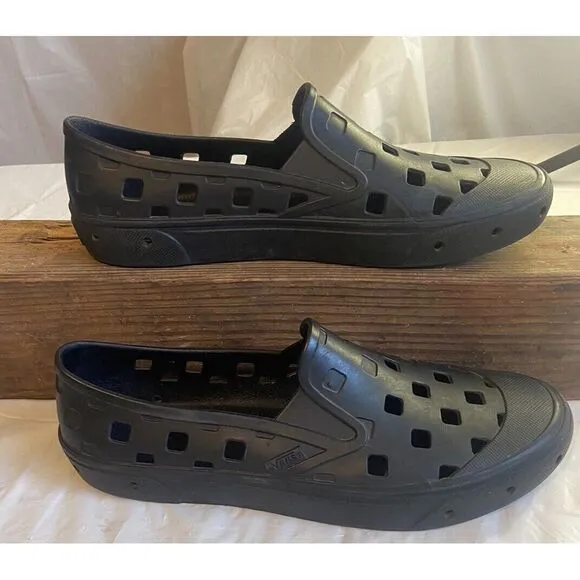Men's Vans Trek Slip-On Black Plastic Shoes-Size 9-The Activewear/Water Shoe‎