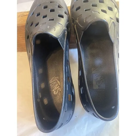 Men's Vans Trek Slip-On Black Plastic Shoes-Size 9-The Activewear/Water Shoe‎