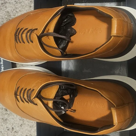 Men's Wolf &amp; Shepherd Crossover Dress Shoe
