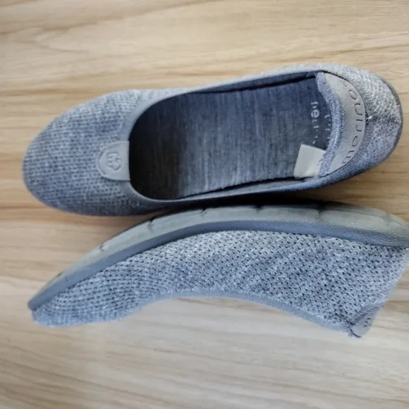 Merinos womens grey slip on ballet flats shoes size 8.5