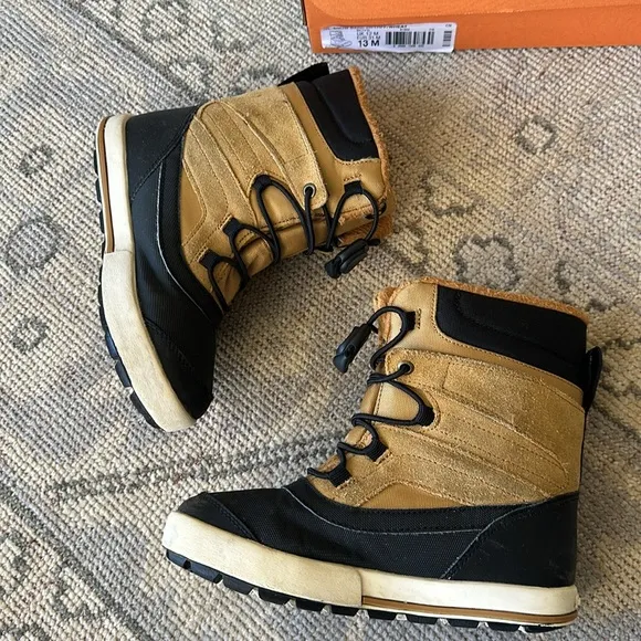 Merrell Kids Snow Bank 2.0 WaterProof Boots in Wheat