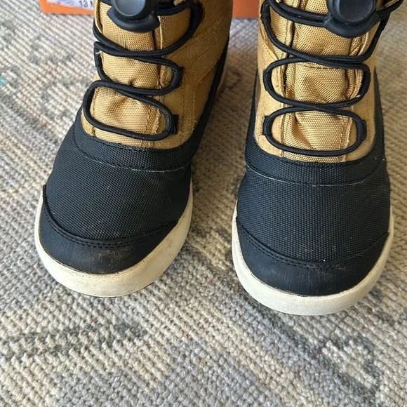 Merrell Kids Snow Bank 2.0 WaterProof Boots in Wheat