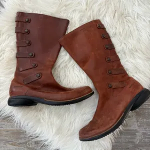 Merrell Tetra Launch Waterproof Boots in Cherry Brown