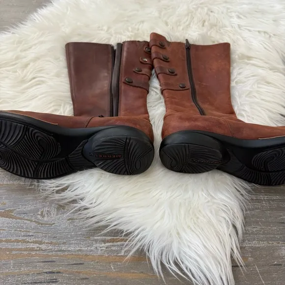 Merrell Tetra Launch Waterproof Boots in Cherry Brown