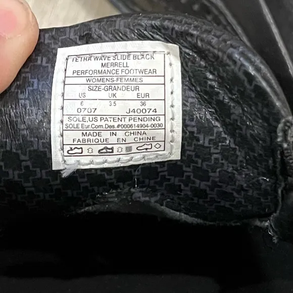 Merrell women’s black mules 6 like new