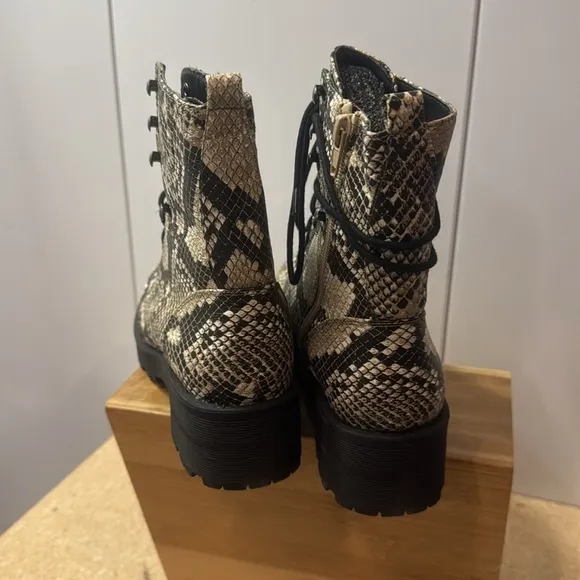 MIA Shoes Women’s Lexis-S Ankle Boots (TS7)