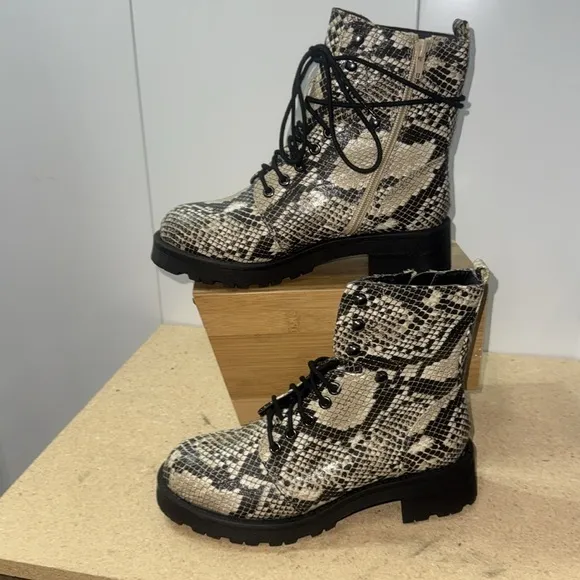 MIA Shoes Women’s Lexis-S Ankle Boots (TS7)