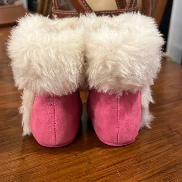 Michael Kors Baby Grace Fur boots crib booties shoes pink infant Girls Size 1
