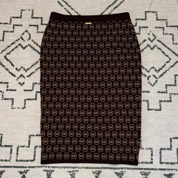 Michael Kors Medallion MK Chocolate Midi Skirt Sz L