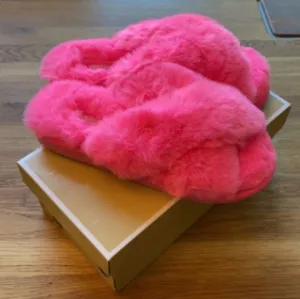 Michael Kors Pink Fluff Slipper/ Shoes