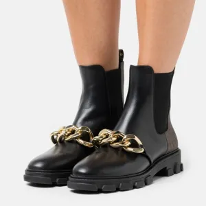 Michael Michael Kors Scarlett Chelsea boots