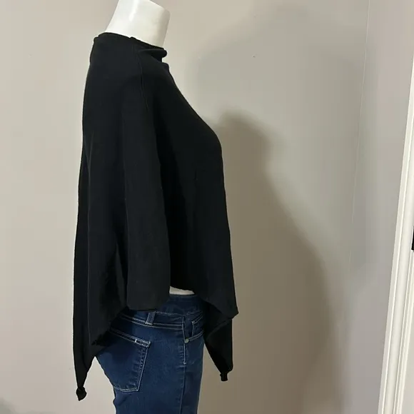 MILA Cashmere Sweater Poncho Shrug Black Made in Los Angeles One Size
