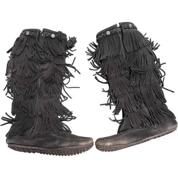 MINNETONKA 5-Layer Fringe Boots Black Suede Silver Cabochons Size 7