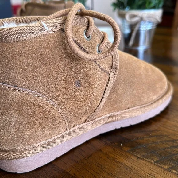 Minnetonka Boys Shoes