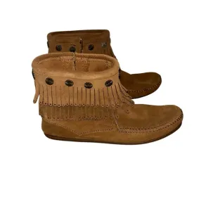 Minnetonka Tan Suede Fringed Side Zipped Moccasin Ankle Booties Size 8