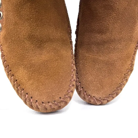 Minnetonka Willow bootie w fringe in dusty brown - sz 7 - BWOT