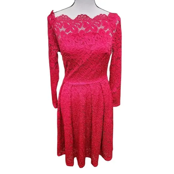 MissMay Red Lace Dress Size Small NWT Lined Fitted Retro