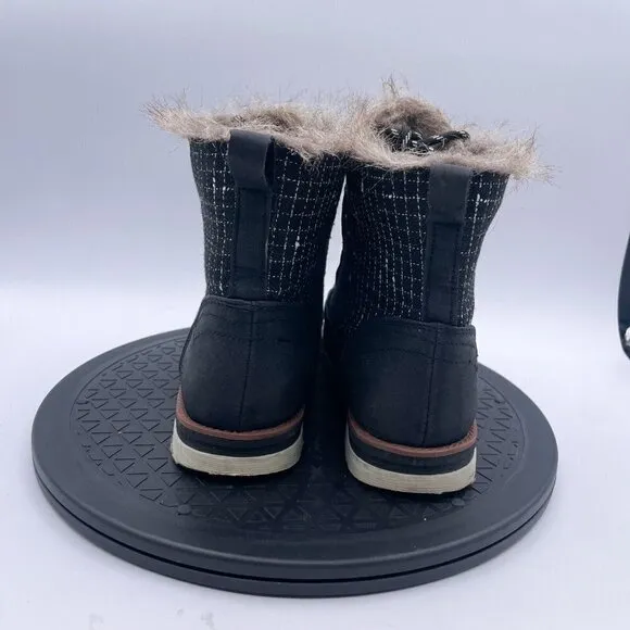 MUK LUKS Women's Sigrid Boot-Black/White/ Faux Fur Shoes Size 7