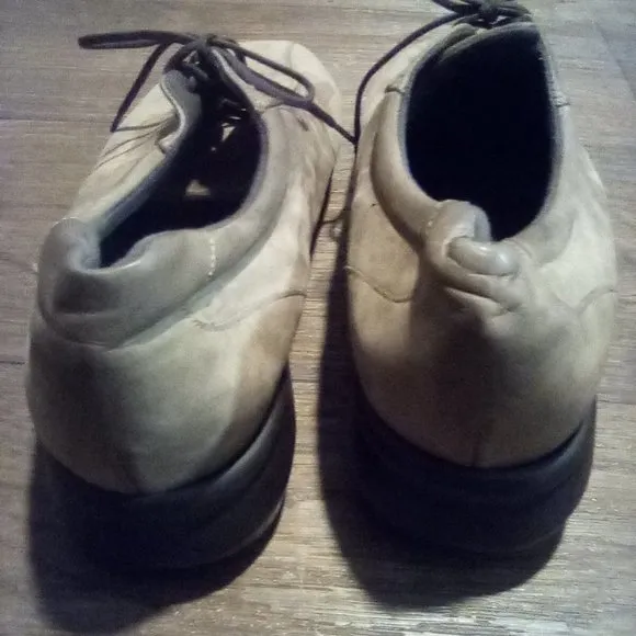 Munro American Camel Mens Shoes Size 9