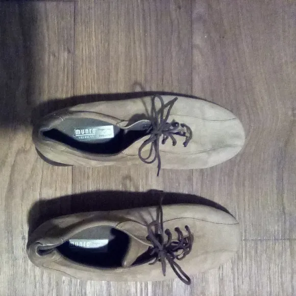Munro American Camel Mens Shoes Size 9