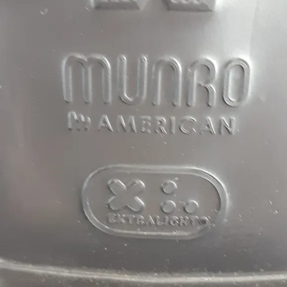MUNRO BRADLEY