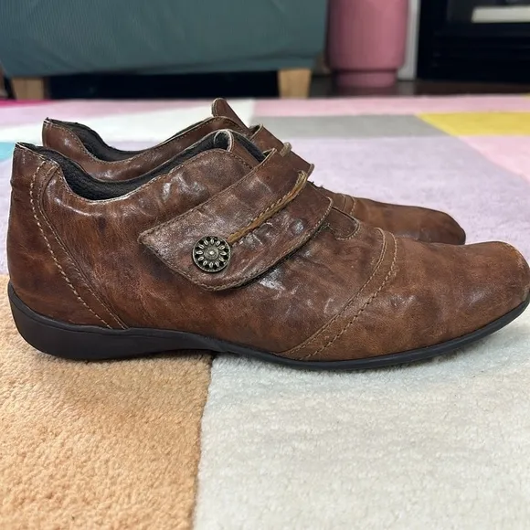 Munro Brown Leather Booties Shoes 8.5