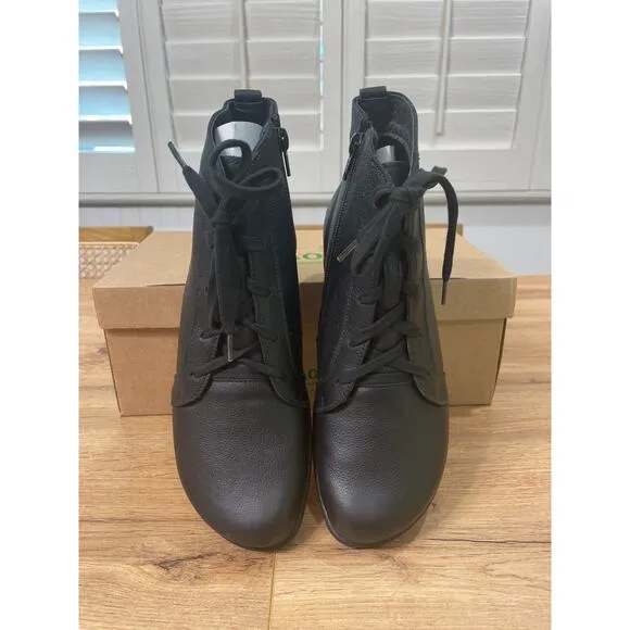 Naot Patu Boots Black Soft Leather Size 6 US 37 EU NIB Comfy Arch Support