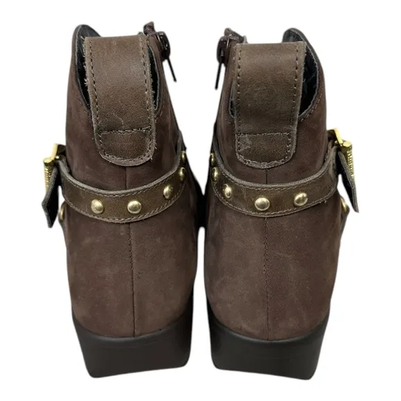 NAOT taku brown boots size 11