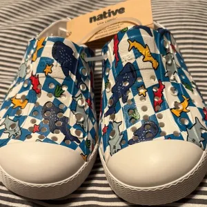 Native Kids Shoes - Blue and White Patterned