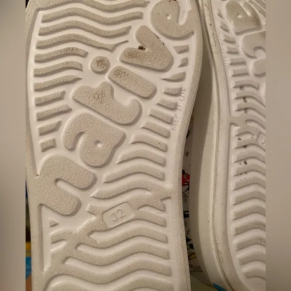 Native Mickey Mouse Shoes from Orlando Disney World (Size J2)