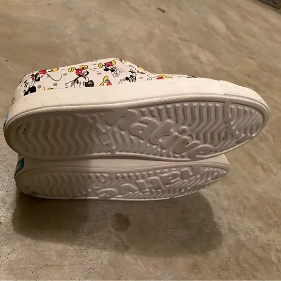 Native Mickey Mouse Shoes from Orlando Disney World (Size J2)