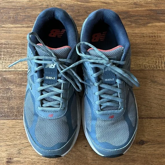 New Balance 1540v3 Running Shoes Comfort Walking Sneakers Gray Blue Size 8