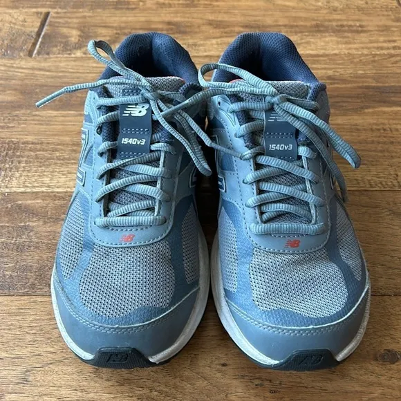 New Balance 1540v3 Running Shoes Comfort Walking Sneakers Gray Blue Size 8