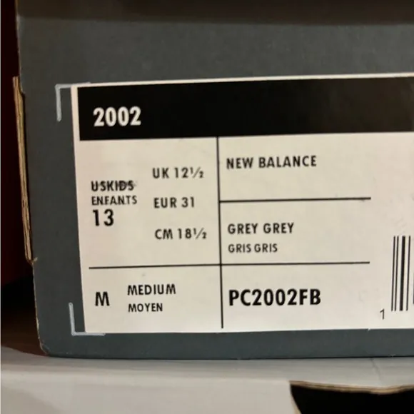 NEW BALANCE 2002 Gray Running Walking Shoes Kids Size / Preschool  (PC2002FB)