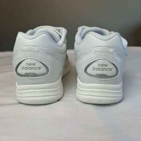 New Balance 577 Hook &amp; Loop Walking Shoes Mens White Everyday Casual Sneakers 10
