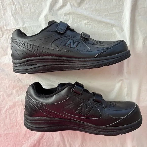 New Balance 577 V1 Black Walking sneakers hook &amp; loop SZ 11 NWOT