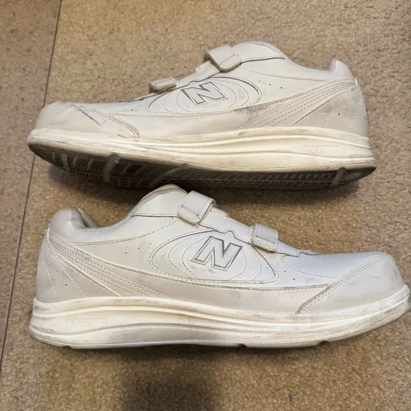 New Balance 577 Walking Shoes Men 13 US Hook And Loop Comfort Sneakers
