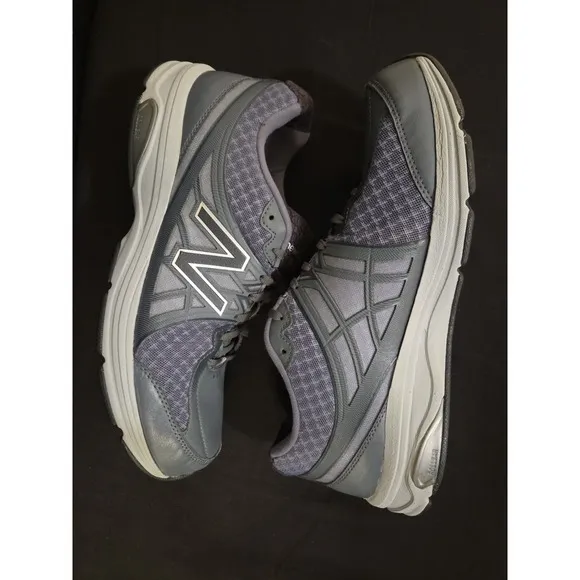 New Balance 847v2 Mens running shoes size 12 Grey NWOB