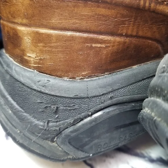 New Balance 928 brown leather walking shoes