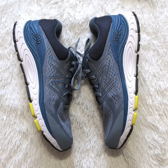 New Balance Like New Extra Wide 840 V5 Running Shoe - Grey/Blue