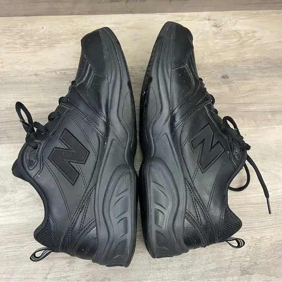 New Balance Mens 9 Black Lace Up Cross Trainer Sneakers Comfort Tennis Shoes