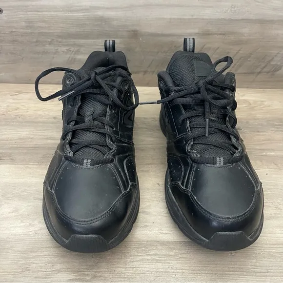 New Balance Mens 9 Black Lace Up Cross Trainer Sneakers Comfort Tennis Shoes