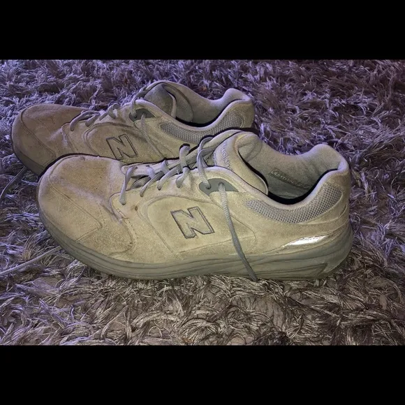 NEW BALANCE Men's Gray Leather Walking Shoes