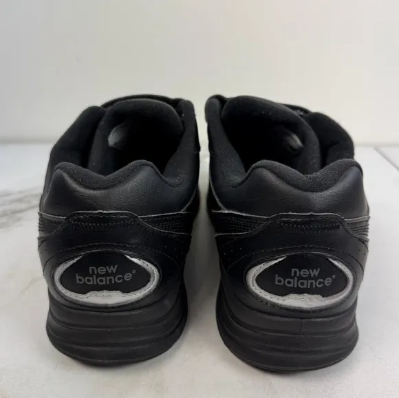 New Balance Men's MW577 Black Leather Hook and Loop Walking Shoes Sneakers, 12