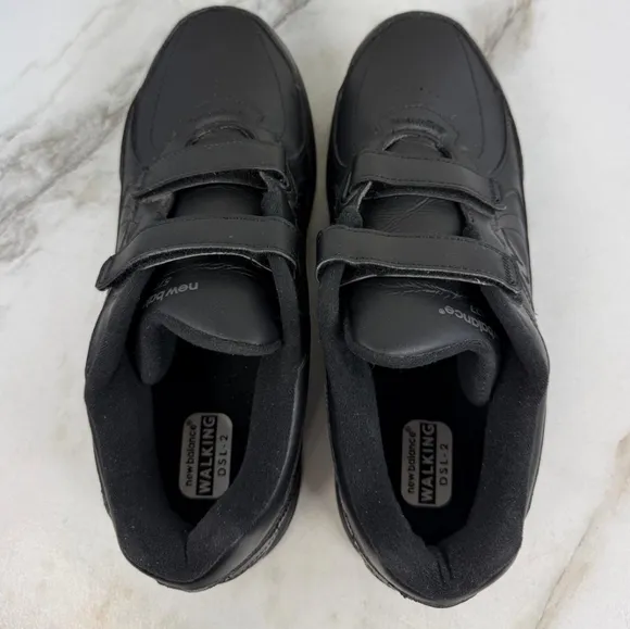 New Balance Men's MW577 Black Leather Hook and Loop Walking Shoes Sneakers, 12