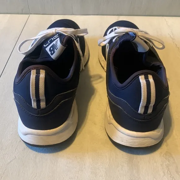 New Balance Men's Navy Blue Sport Training Shoes Size 8.5 SB68