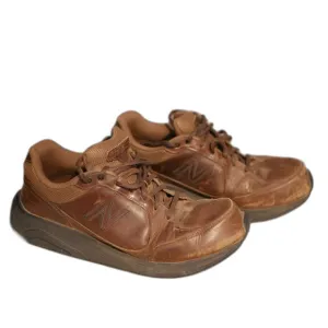 New Balance Mens Walking Shoes Brown Leather Size 8.5