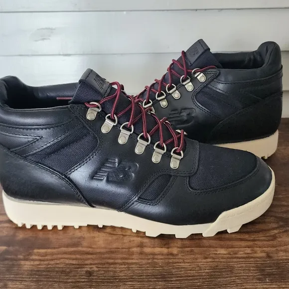 New Balance Rainier Hiking Boots Size 10 Black Leather